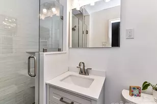 2401 Wensley Dr, Charlotte, NC 28210 - Photo 10