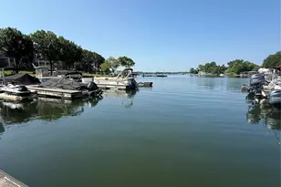 18511 Harborside Dr, Cornelius, NC 28031 - Photo 6