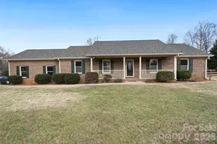 1808 Cameron Heights Cir, Denver, NC 28037 - Photo 26