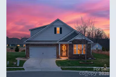 129 Rosebay Drive, Mooresville, NC 28117 - Photo 2