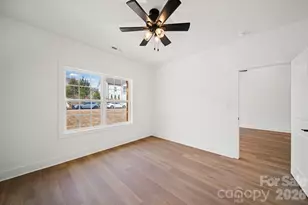 412 S Hill St, Gastonia, NC 28052 - Photo 22
