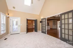 308 41st Ave Pl NW, Hickory, NC 28601 - Photo 10