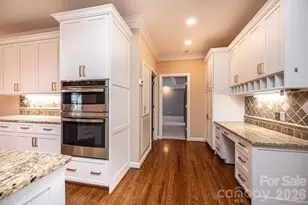 308 41st Ave Pl NW, Hickory, NC 28601 - Photo 12