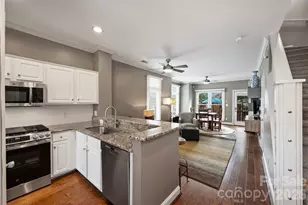 1073 Park West Dr, Charlotte, NC 28209 - Photo 1