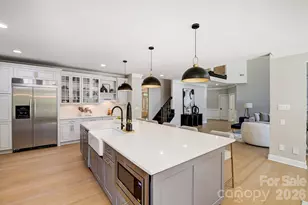 8707 Fairview Rd, Charlotte, NC 28226 - Photo 2