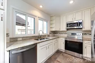 6132 Patrick Pl, Charlotte, NC 28210 - Photo 18