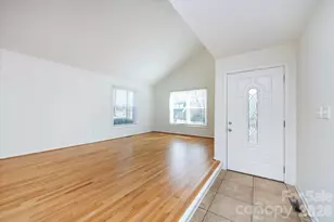 6132 Patrick Pl, Charlotte, NC 28210 - Photo 4