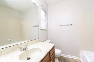 2001 Teddington Dr, Charlotte, NC 28214 - Photo 14