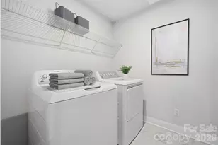 4126 Vis Pne Dr, Charlotte, NC 28215 - Photo 16