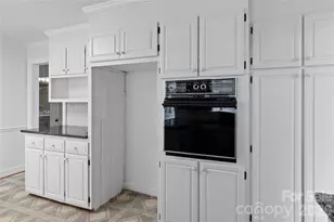 3116 Burkeshore Rd, Winston Salem, NC 27106 - Photo 12