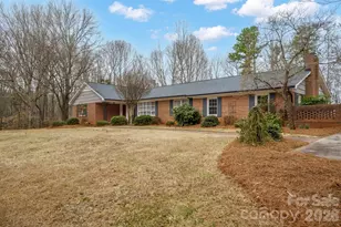 333 Sandy Ford Rd, Mount Holly, NC 28120 - Photo 1