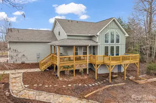 631 Mountain Pkwy, Mill Spring, NC 28756 - Photo 2
