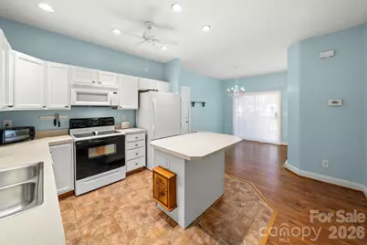 403 Sassafras Drive, Hendersonville, NC 28739 - Photo 8