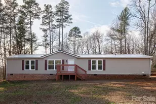 3013 Bonnie Ln, Hildebran, NC 28637 - Photo 2