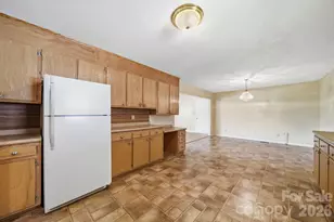 4698 Forest View Rd, Blacksburg, SC 29702 - Photo 16