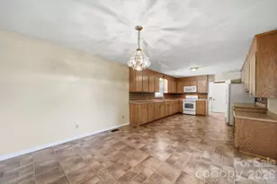 4698 Forest View Rd, Blacksburg, SC 29702 - Photo 14