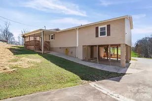 4698 Forest View Rd, Blacksburg, SC 29702 - Photo 36