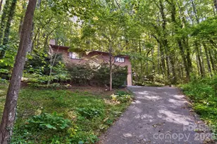 8 Shadywood Cir, Asheville, NC 28803 - Photo 1