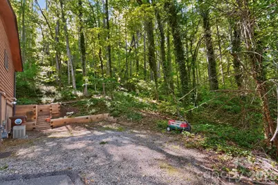 8 Shadywood Circle, Asheville, NC 28803 - Photo 2