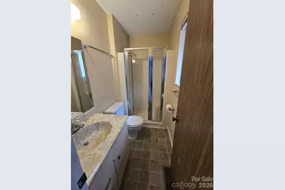 8 Shadywood Circle, Asheville, NC 28803 - Photo 6