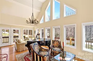 741 Blue Ridge Dr N, Marion, NC 28752 - Photo 8
