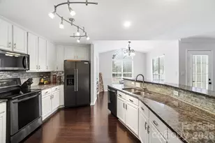 6909 Kersfield Pl, Mint Hill, NC 28227 - Photo 18