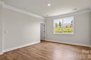 662 River Btm Rd, Fletcher, NC 28732 - Photo 18