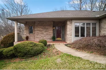 105 Fairway Knoll Drive, Hendersonville, NC 28739 - Photo 4