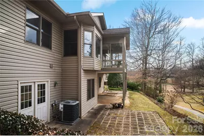 105 Fairway Knoll Drive, Hendersonville, NC 28739 - Photo 10