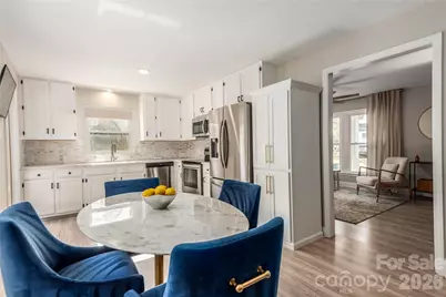 1933 Bentley Place, Charlotte, NC 28205 - Photo 6