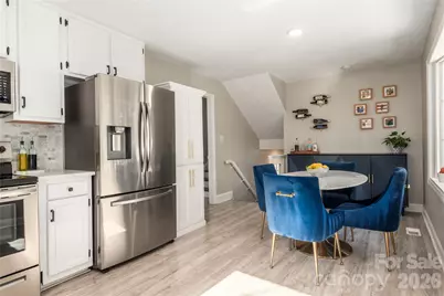 1933 Bentley Place, Charlotte, NC 28205 - Photo 8