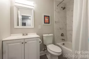 1933 Bentley Pl, Charlotte, NC 28205 - Photo 20