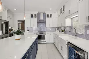 1015 Chelsea Pl, Matthews, NC 28105 - Photo 6