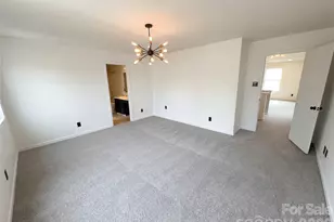 1911 Almond Hills Dr, Charlotte, NC 28262 - Photo 4