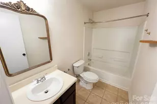 1911 Almond Hills Dr, Charlotte, NC 28262 - Photo 20