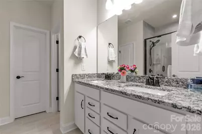 17010 Dogwood Creek Lane, Charlotte, NC 28278 - Photo 18