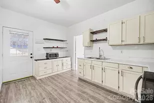 304 Adrian St, Mount Holly, NC 28120 - Photo 12