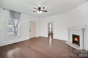 304 Adrian St, Mount Holly, NC 28120 - Photo 6