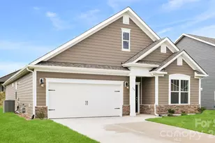648 River Btm Rd, Fletcher, NC 28792 - Photo 4