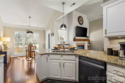 7526 Sedgebrook Drive E, Lowesville, NC 28164 - Photo 12