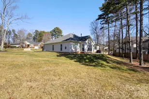 7526 Sedgebrook Dr E, Lowesville, NC 28164 - Photo 30