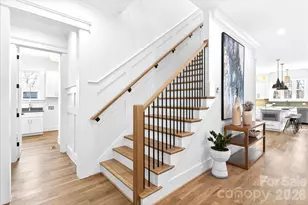 1718 Seifert Cir, Charlotte, NC 28205 - Photo 12