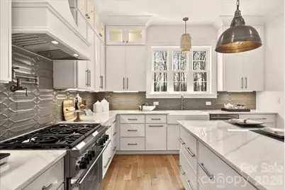 1718 Seifert Circle, Charlotte, NC 28205 - Photo 18