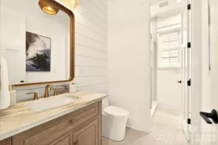 1718 Seifert Cir, Charlotte, NC 28205 - Photo 4