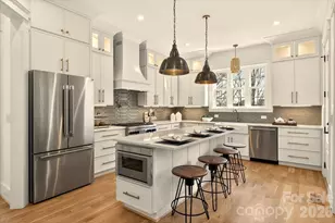 1718 Seifert Cir, Charlotte, NC 28205 - Photo 16