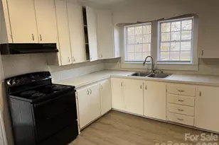 351 Old Centergrove Rd, Kannapolis, NC 28083 - Photo 8