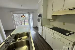 316 Prince St, Kannapolis, NC 28083 - Photo 8