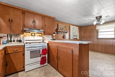 407 Conwell Road, Pleasant Hill, NC 27866 - Photo 2