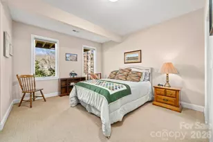 1410 Mountain Meadow Dr, Hendersonville, NC 28739 - Photo 38