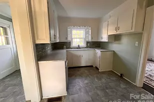 704 McAdenville Rd, Lowell, NC 28098 - Photo 4